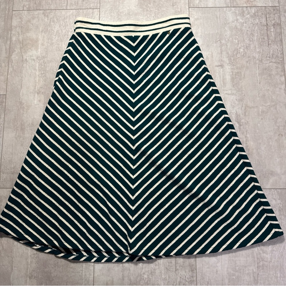 Anthropologie Harlyn chevron Striped green and White A-Line Skirt size medium - Picture 2 of 9